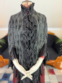 Antiker viktorianischer Dolman mit Perlenbesatz, ca. 1884