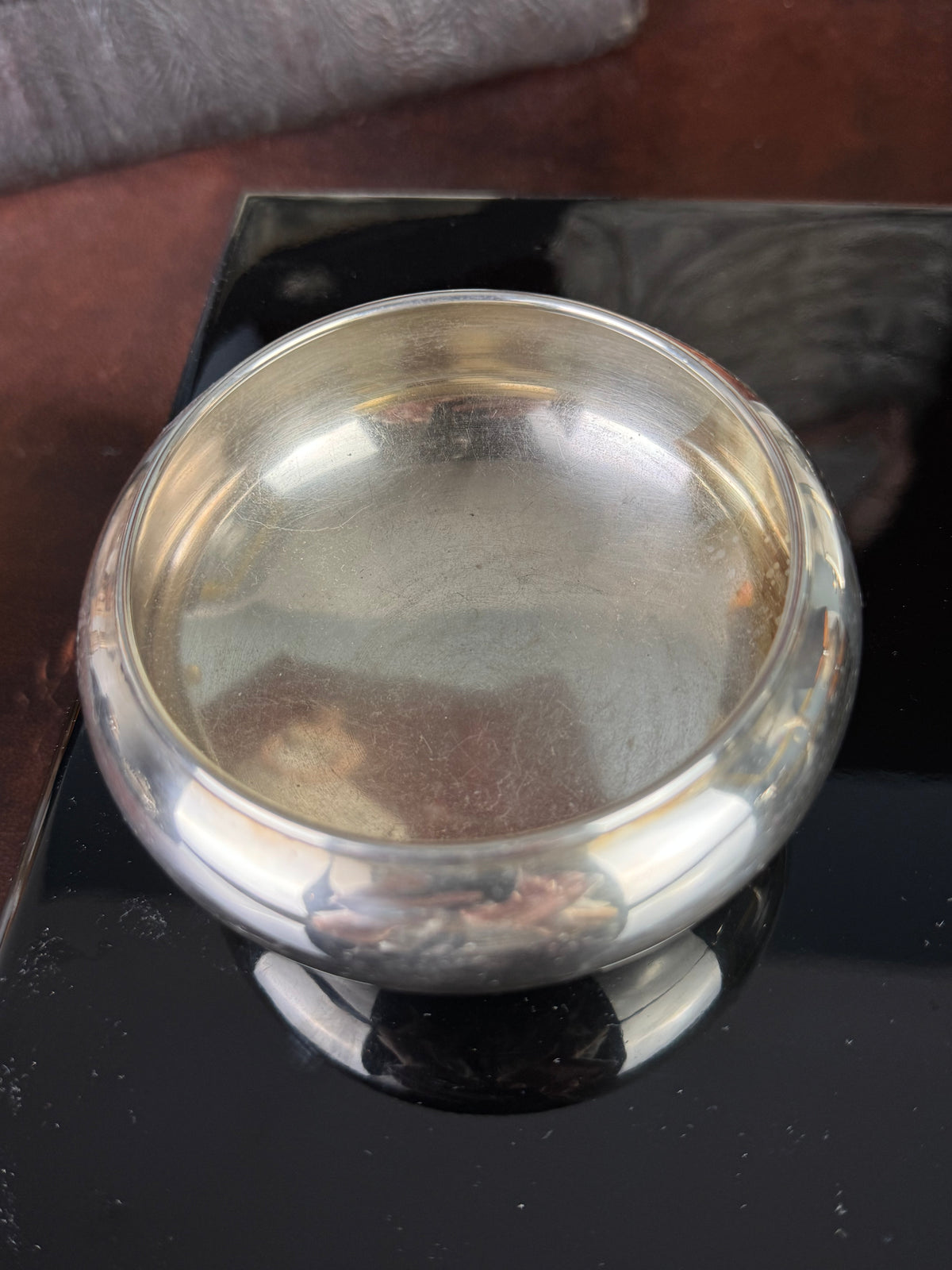 Pot à lait et sucrier en argent de la table de l'Empereur Guillaume II – Datés 1897 et 1899