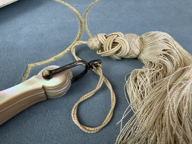 DUVELLEROY-Fächer mit gemaltem Monogramm, ca. 1890