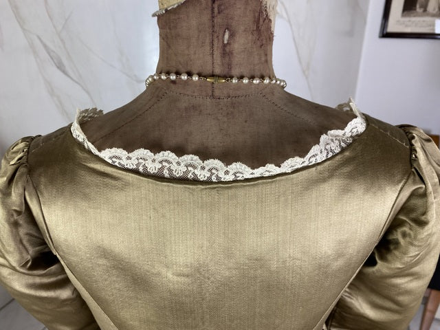 Empire-Seidenkleid, ca. 1805–1810