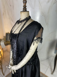 Antikes Abendkleid, ca. 1918