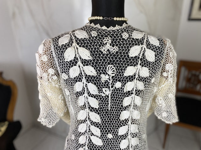 Irische Häkel-Langjacke, England, ca. 1908