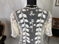 Irische Häkel-Langjacke, England, ca. 1908
