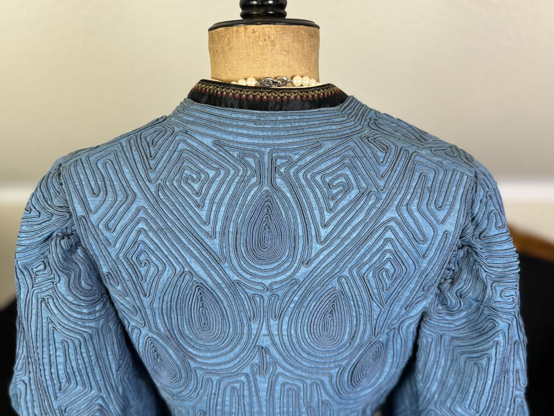 Art Nouveau buttons on early 20th century linen jacket
