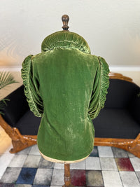FRANKLIN SIMON & Co. Abendjacke aus grünem Samt, New York, ca. 1925