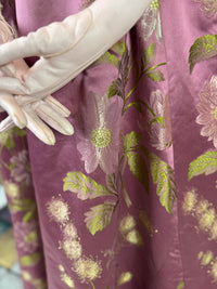 Antikes lilafarbenes Seiden-Ballkleid aus der viktorianischen Ära, ca. 1895