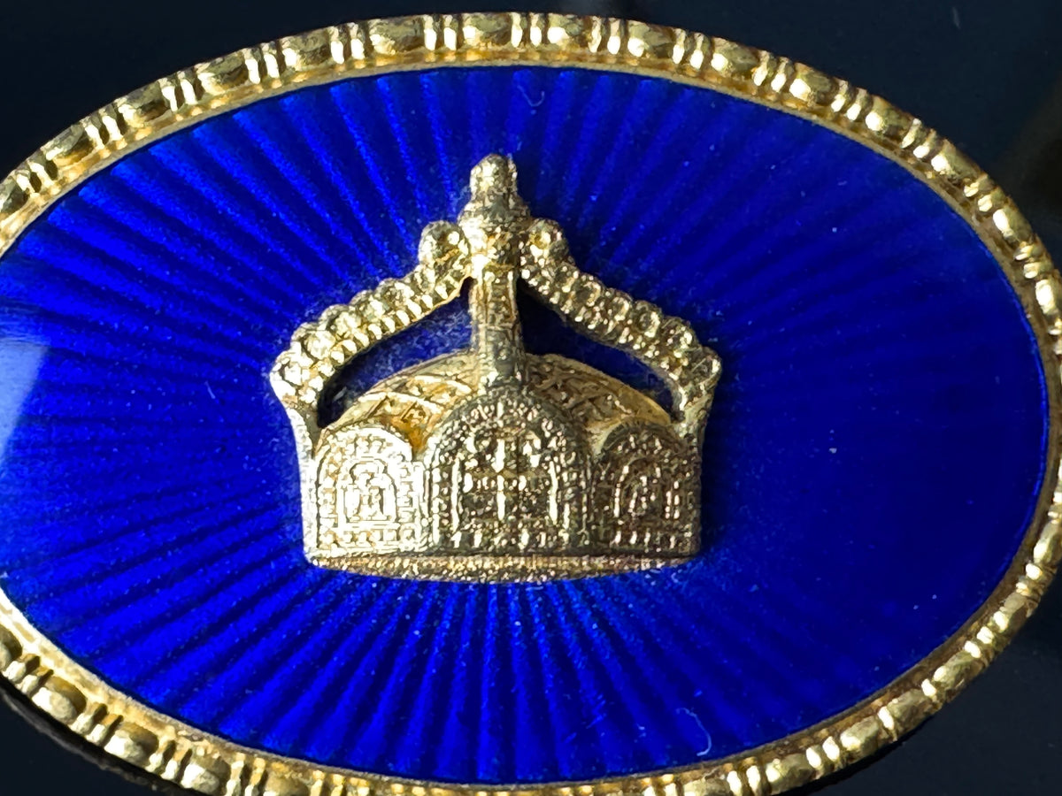 Imperial gift brooch with gilded Imperial Crown of Kaiser Wilhelm II, blue enamel, German Empire, circa 1900