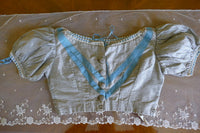 Mieder-Reifrockkleid, 1850er Jahre
