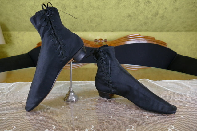 Schwarze Stiefel mit seitlicher Schnürung, Bürgerkriegszeit, ca. 1860–1865