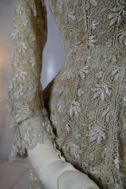 Antikes besticktes Spitzen-Bustle-Überkleid, 1880er Jahre