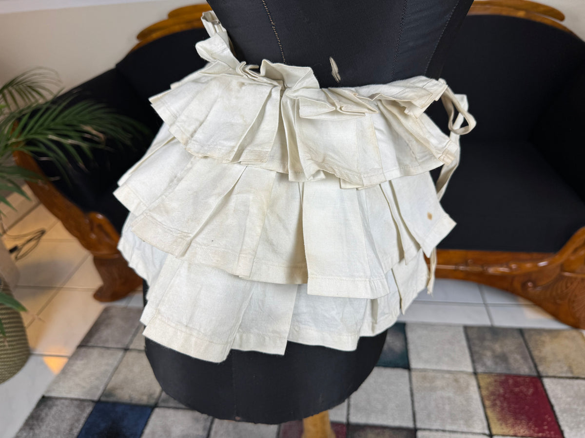White Linen Four‑Tier Bustle Pad, ca. 1898 – Rare Victorian Dress Support
