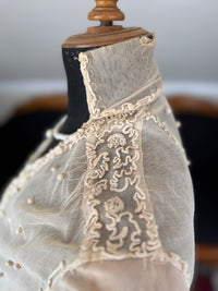 Bluse mit Soutache-Applikation, ca. 1915
