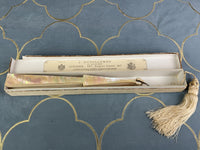 DUVELLEROY-Fächer mit gemaltem Monogramm, ca. 1890