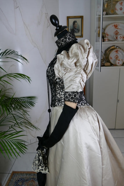 Victorianisches Abendkleid, ca. 1893 – Originaler Antik-Abendkleid aus den 1890er Jahren