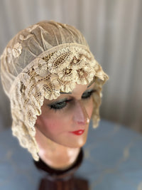 Antike Hochzeitshaube aus Spitze, 1920er