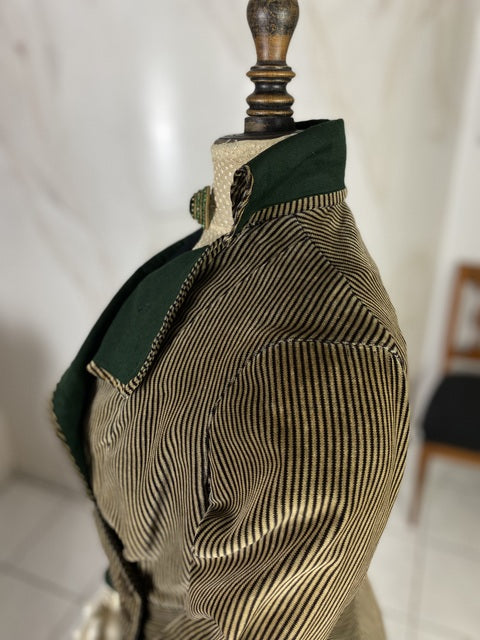 Antikes Edwardianisches Spazierkleid ca. 1912 – Gestreifte Mode des frühen 20. Jahrhunderts