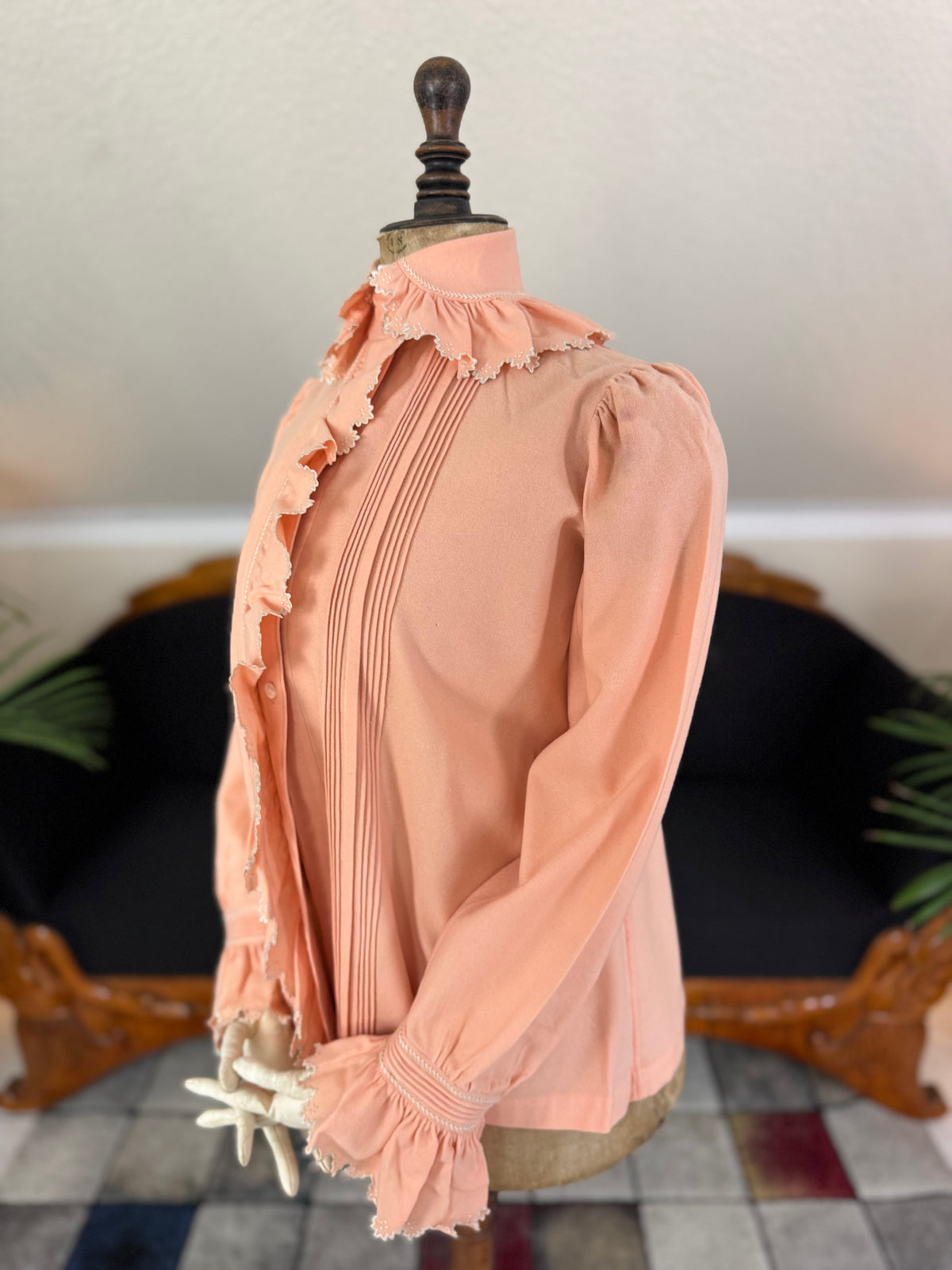 KÖNIGLICHE Bettjacke, aus dem Nachlass der Herzogin Maria Immakulata von Württemberg, geborene Erzherzogin von Österreich, 1900