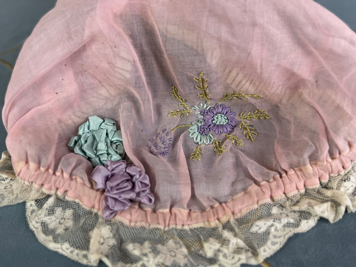Antike violette Boudoir-Mütze, 1920er