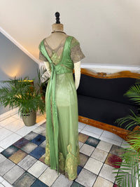 Edwardian green evening gown by Albert Franck, Frankfurt court dressmaker; Art Nouveau tulle and metallic lace design representing Frankfurt fashion history