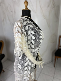 Irische Häkel-Langjacke, England, ca. 1908