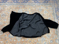 Antike schwarze Samtjacke, England, ca. 1928 – Plissierte Schultern & Asymmetrische Vorderseite