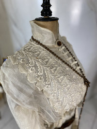 1911 Madame Agnes Unwin white cotton summer dress with lace inserts, high waistline and airy skirt, antique gown