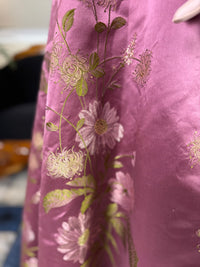 Antikes lilafarbenes Seiden-Ballkleid aus der viktorianischen Ära, ca. 1895
