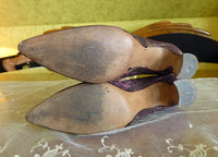 JONES, PETTERSON &amp; NEWHALL Co. Lamé-Abendpumps, ca. 1910