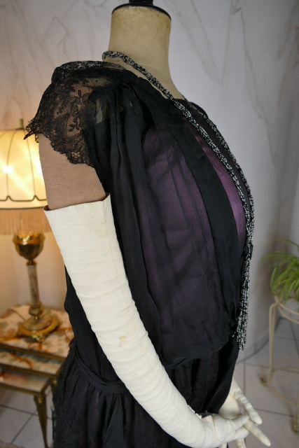 Antikes Partykleid der Goldenen Zwanziger, ca. 1925 – Seide & Chiffon-Lagen