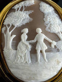 Biedermeier Muschelkamee ca. 1848 – Romantisches Liebespaar in einem Park