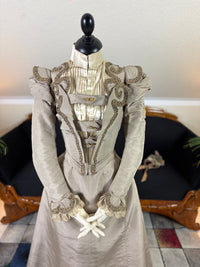 Antikes viktorianisches Gehkleid, ca. 1897 - Dreiteiliges englisches Ensemble