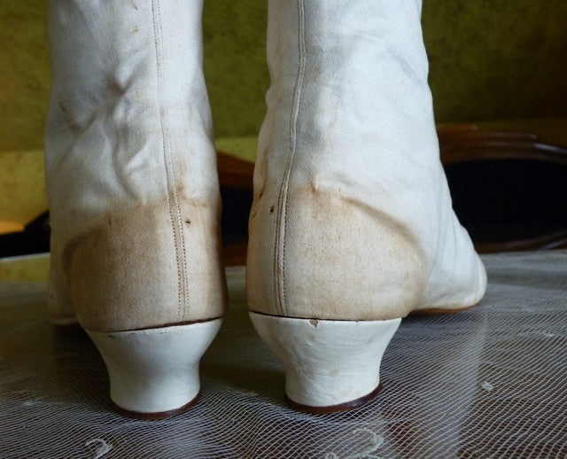 Sportliche Schnürstiefel aus Baumwollsatin, ca. 1875
