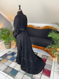 1904 black silk skirt and bodice set, very good condition