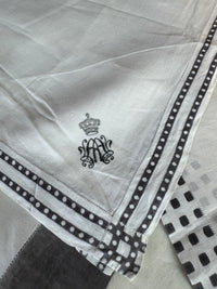 ROYAL Antiquitätensammlung von Trauer-Taschentüchern, 19 Stück mit Württemberg-Monogrammen, um 1900