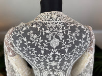 Jacke aus weißem besticktem Tüll, Edwardianisch, England, ca. 1906 – Dekoratives Überkleid