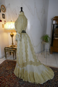 Antique two‑piece Edwardian dress, ca. 1901, Macheret New York & Paris, silk crepe and lace