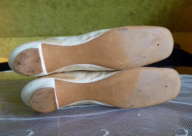 Sportliche Schnürstiefel aus Baumwollsatin, ca. 1875