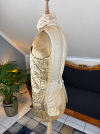 Cream Silk Embroidered Waistcoat, England ca. 1770 – Long‑Line Georgian Men’s Fashion