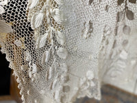 Irische Häkel-Langjacke, England, ca. 1908