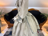 Antikes viktorianisches Seidenkleid, England, ca. 1868