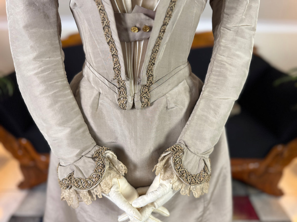 Antikes viktorianisches Gehkleid, ca. 1897 - Dreiteiliges englisches Ensemble