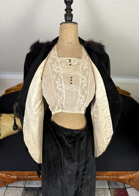 Antikes Gehkleid aus der Titanic-Ära, ca. 1912 – dreiteiliges Ensemble aus Samt