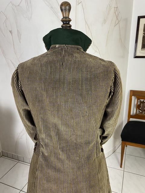 Antikes Edwardianisches Spazierkleid ca. 1912 – Gestreifte Mode des frühen 20. Jahrhunderts