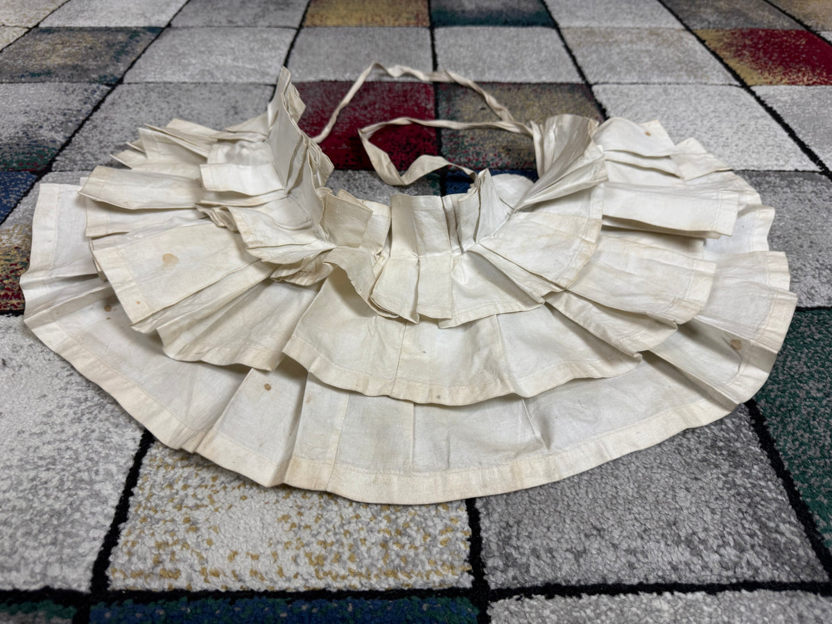 White Linen Four‑Tier Bustle Pad, ca. 1898 – Rare Victorian Dress Support