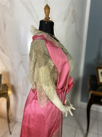 Rosa Satin-Abendkleid aus der Titanic-Ära, ca. 1912
