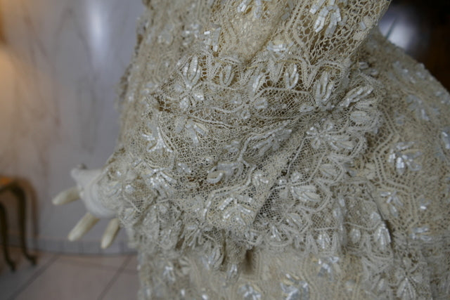 Antikes besticktes Spitzen-Bustle-Überkleid, 1880er Jahre