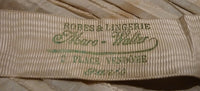MARC WALTER Außergewöhnliches Abendkleid ca. 1904 – Pariser Couture-Meisterwerk aus Spitze, Tüll und Samt