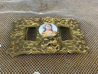 Gürtelschnalle mit barocker Dame, ca. 1890