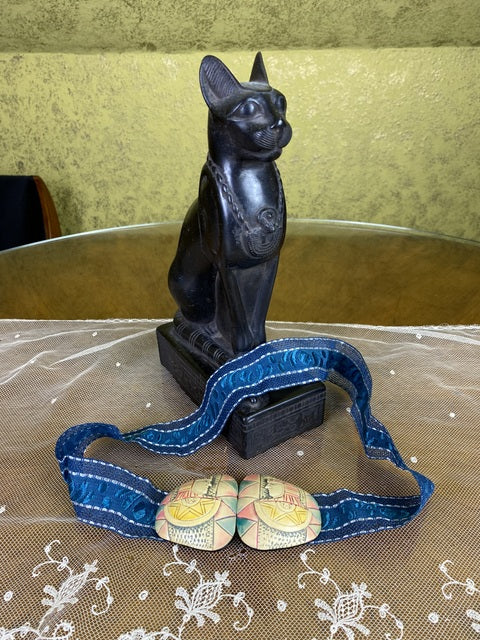 Gürtel im Ägyptischen Revival-Stil, 1920er Jahre – Applizierte altägyptische Motive
