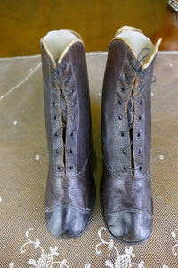 Kinderstiefel, patentiert 1860